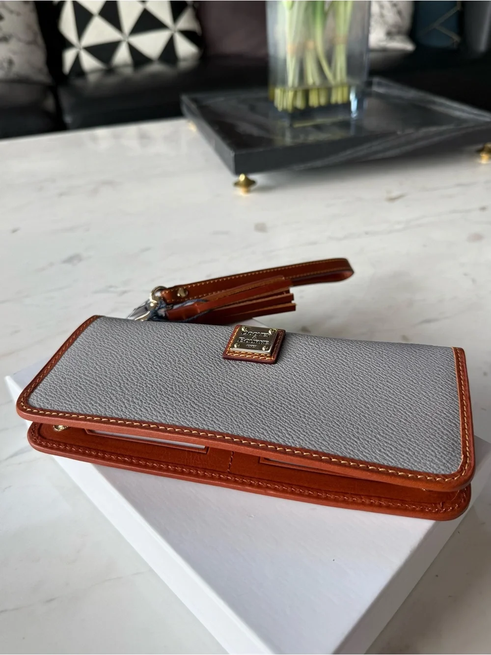 New Dooney & Bourke Kirby Tatum Leather Wristlet Wallet Clutch - Picture 10 of 16